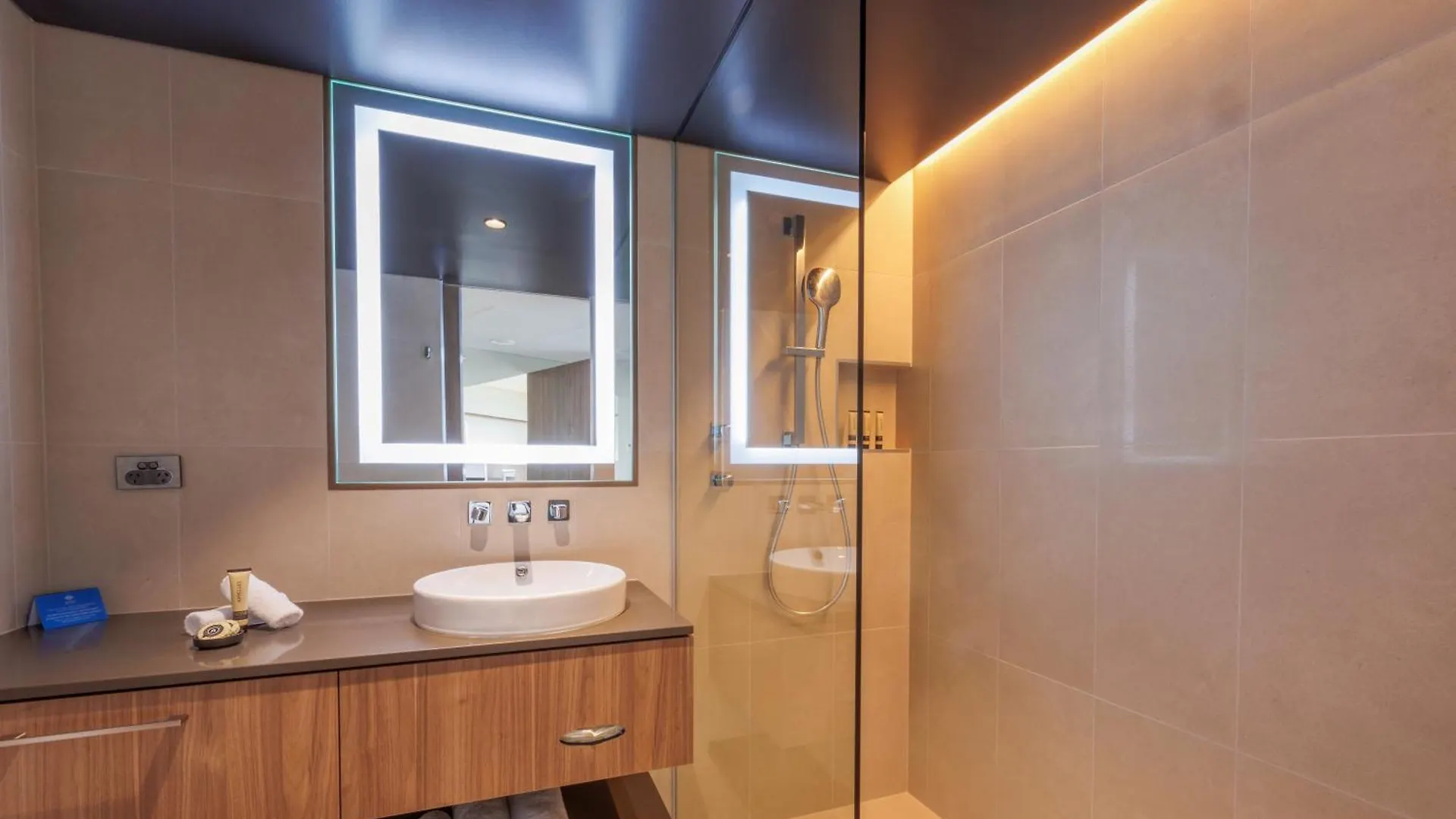 Wrest Point Hotel Hobart 4*,  Australia