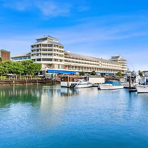 ***** Hotel Shangri-la The Marina, Australië